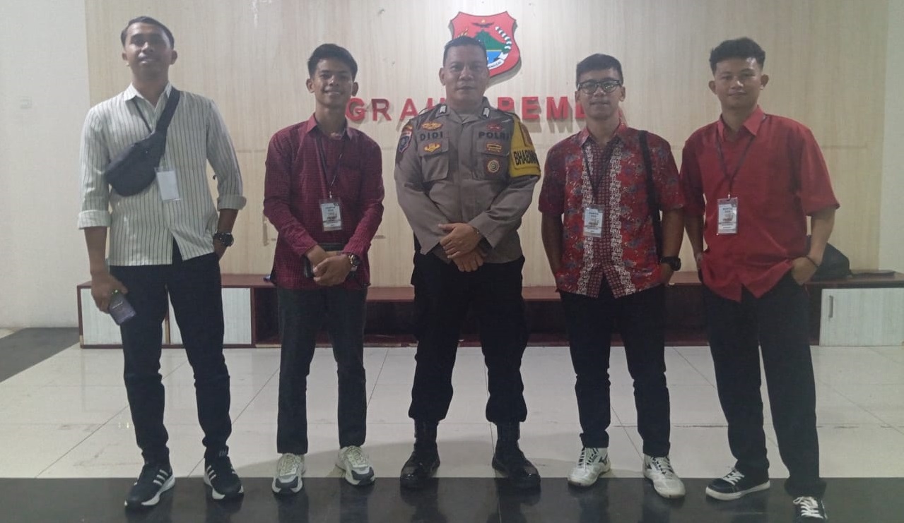 Polsek Luwuk Berikan Pengamanan Ibadah KKR