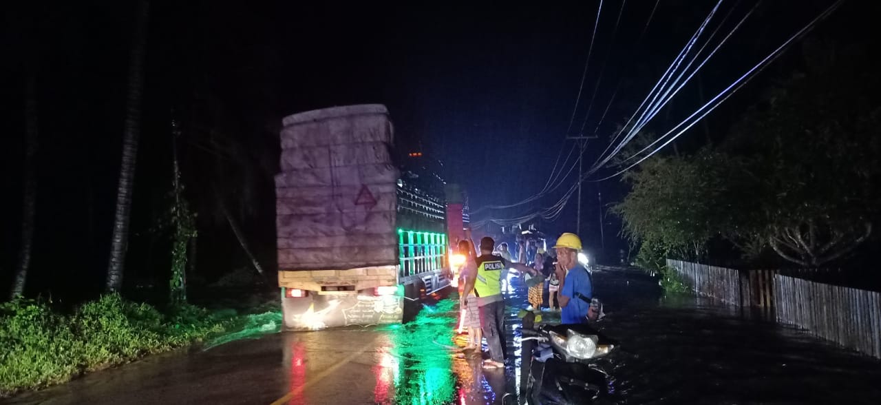 Curah Hujan Tinggi Sebabkan Banjir di Dua Kecamatan, Ini Penjelasan Kapolsek Bunta