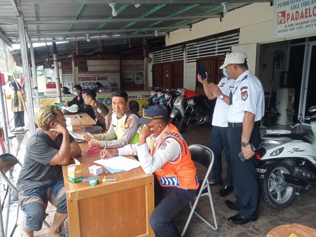 Polisi dan Intansi Terkait di Luwuk Banggai Kembali Gelar Razia Gabungan, Ini Hasilnya!