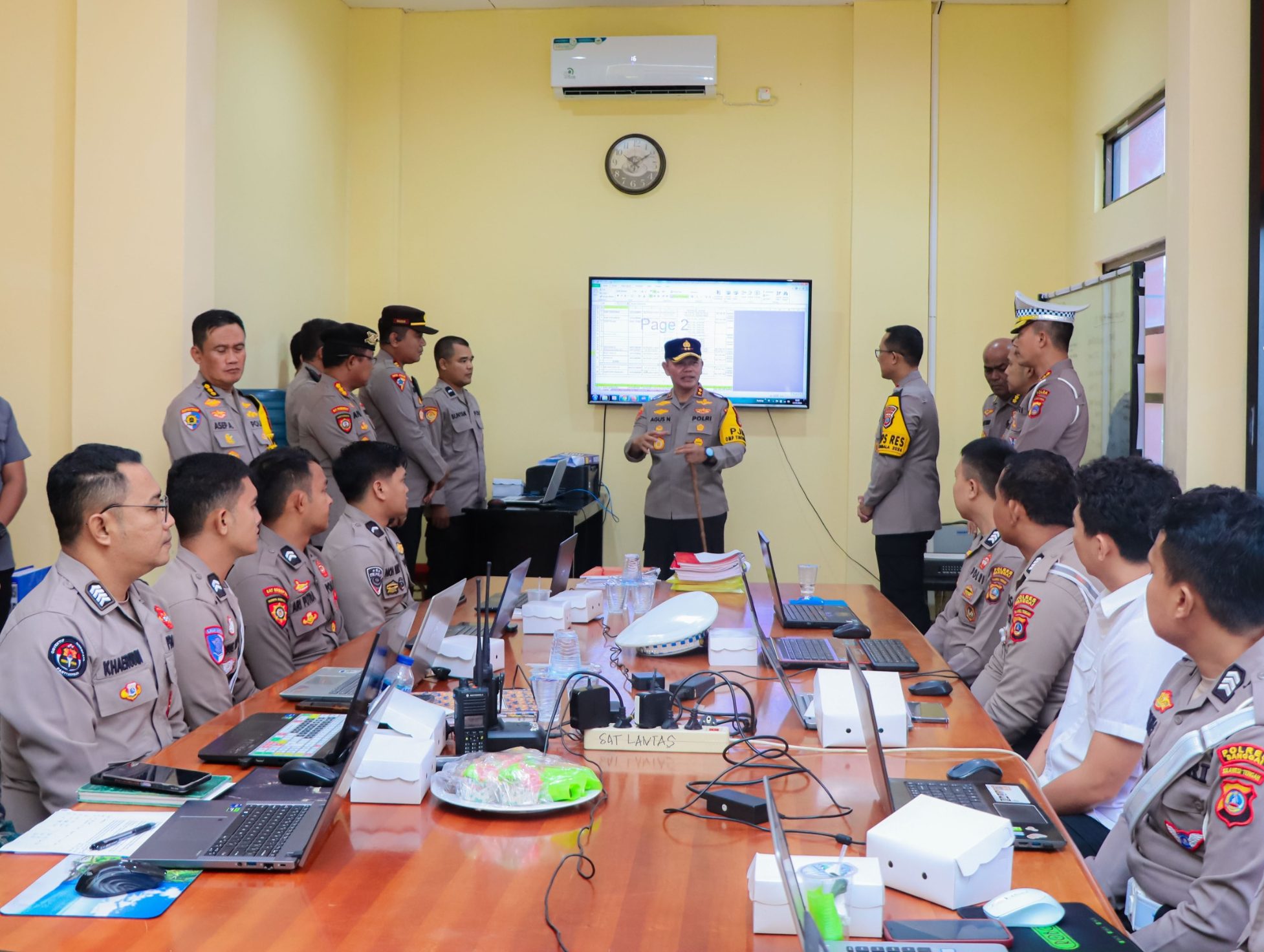 Kapolda Sulteng Cek Posko OMP Tinombala Polres Banggai