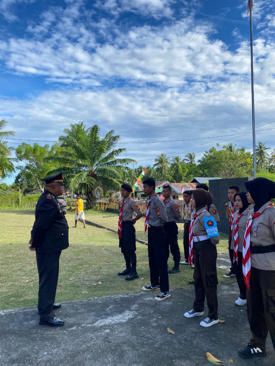 Saka Bhayangkara Polsek Bualemo Polres Banggai Terlibat Pengamanan HUT ke-80 RI