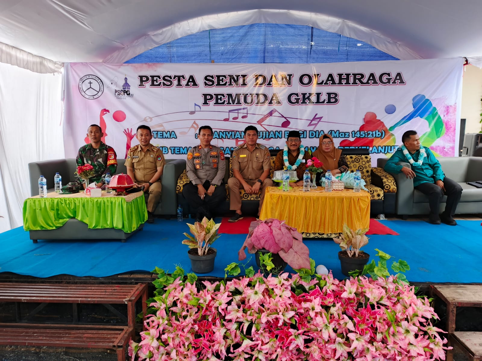 Kapolsek Batui Hadiri Pembukaan Pesta Seni dan Olahraga Pemuda GKLB