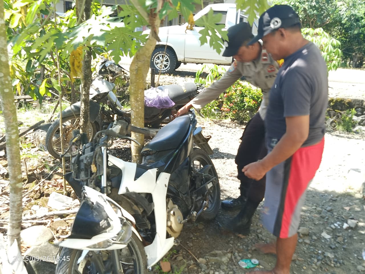 Sepeda Motor Tabrakan di Toili Barat, 1 Pengendara Patah Bahu, Polisi Amankan Babuk
