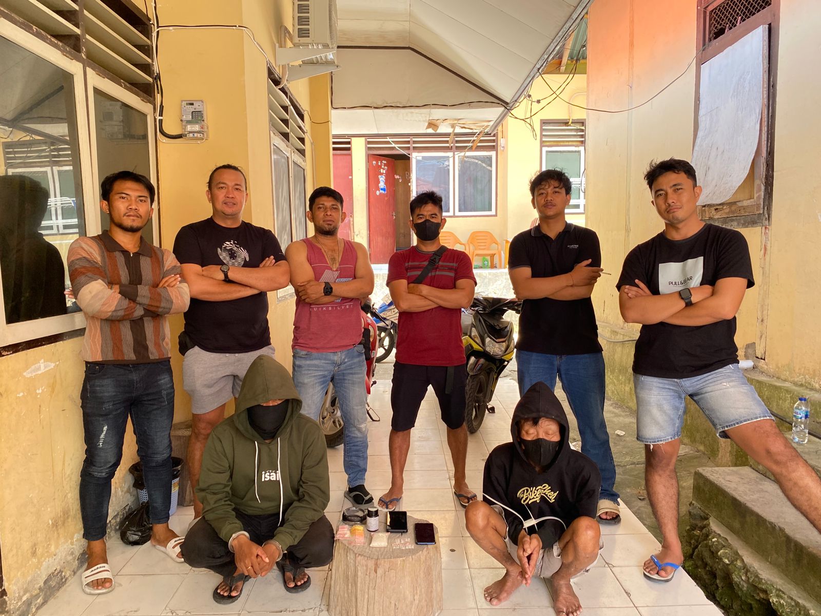 Polres Banggai Tangkap Dua Pria Penyalahgunaan Narkoba, 9 Sachet dan 53 Gram Sabu Diamankan