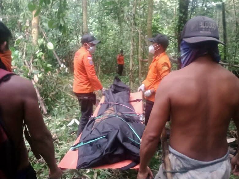 Hilang 5 Hari, Kakek 74 Tahun Ditemukan Meninggal, Polsek Pagimana dan Basarnas, Evakuasi