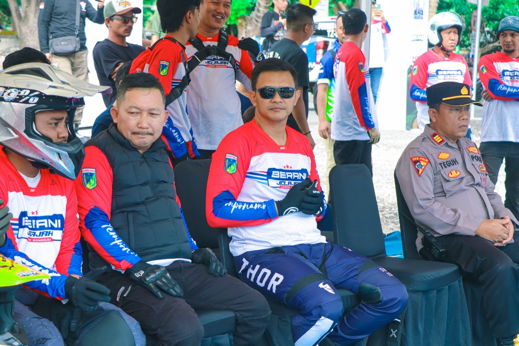 Kapolres Banggai Dampingi Bupati Amirudin Ramaikan Trail Adventure Berani Jelajah Kota Luwuk