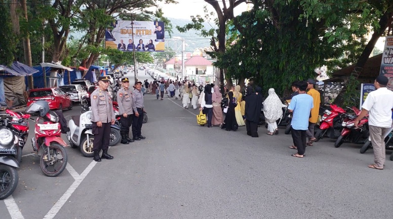 Aparat Gabungan Polres Banggai Amankan Jalannya Sholat Ied Idulfitri 1447 H