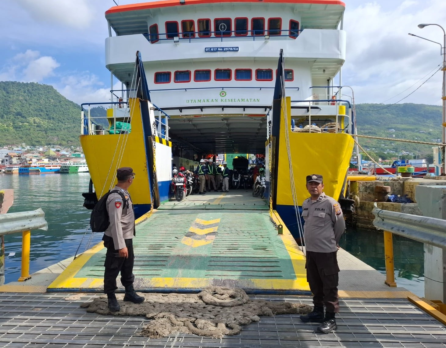 Polres Banggai Imbau Operator Kapal Perhatikan Kapasitas Muatan, Utamakan Keselamatan Mudik Lebaran