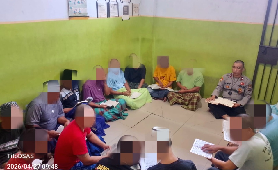 Polres Banggai Kembali Gelar Program Mengaji Bareng Tahanan