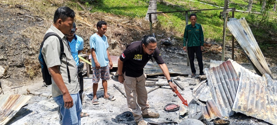 Polisi Olah TKP Kebakaran Rumah Warga di Tobelombang, Nuhon