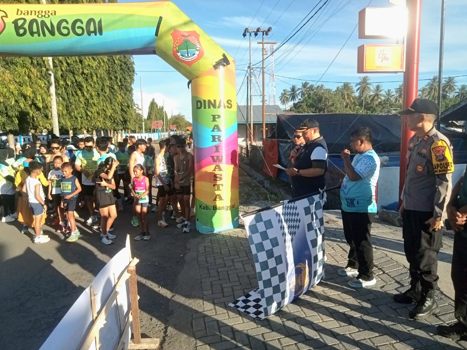 Diikuti Ratusan Peserta, Polisi Sukses Amankan Tompotika Fun Run 2026 di Bualemo Banggai