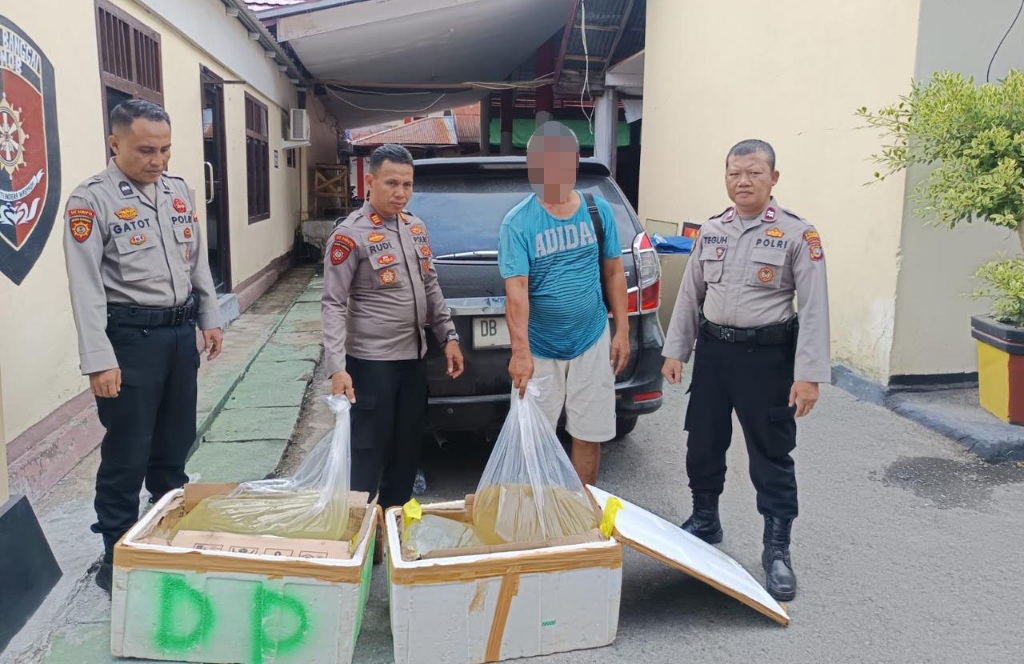 Jelang Idul Adha, Polres Banggai Gagalkan Penyelundupan Ratusan Liter Cap Tikus Masuk Luwuk