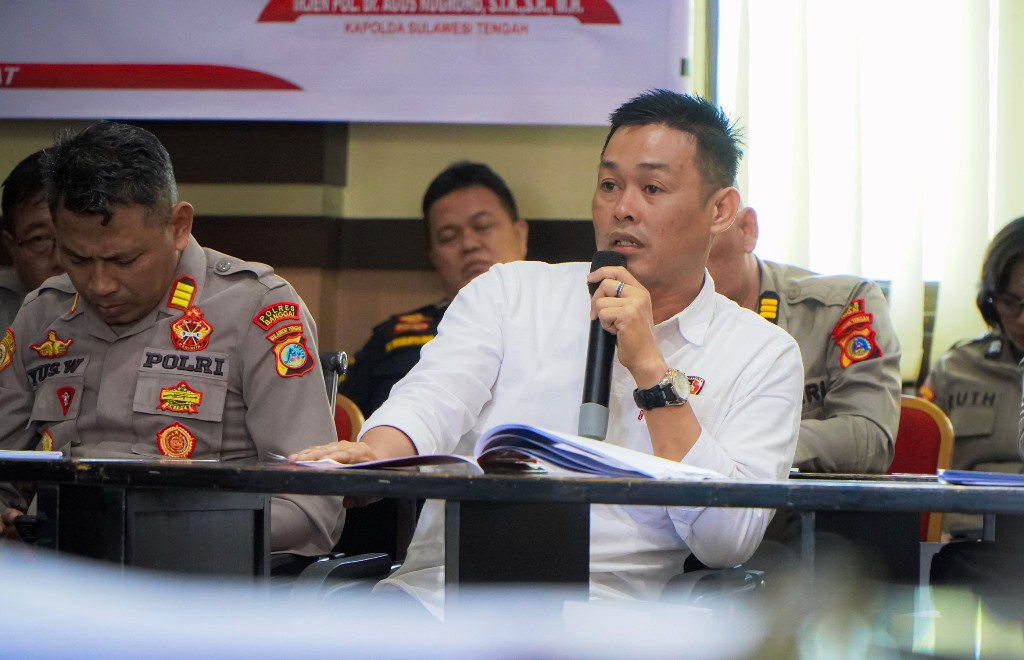 Perangi Narkotika, Polres Banggai Ungkap 17 Kasus, Amankan 21 Tersangka dan 1,2 Kg Sabu dalam Sebulan