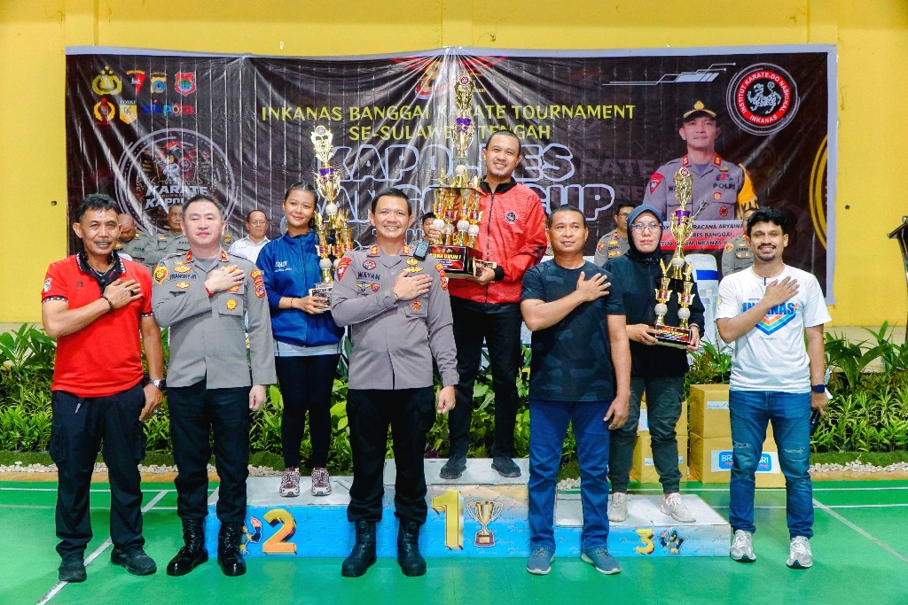 Tournamen Karate INKANAS Kapolres Banggai Cup 2026 Resmi Ditutup, AKBP Wayan Wayracana Apresiasi Sportivitas Atlet