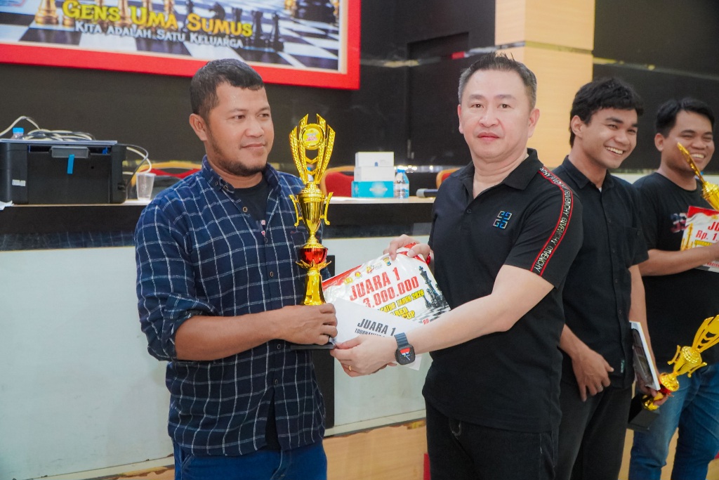 Polres Banggai Resmi Tutup Turnamen Catur Dalam Rangka Hari Bhayangkara Ke-80