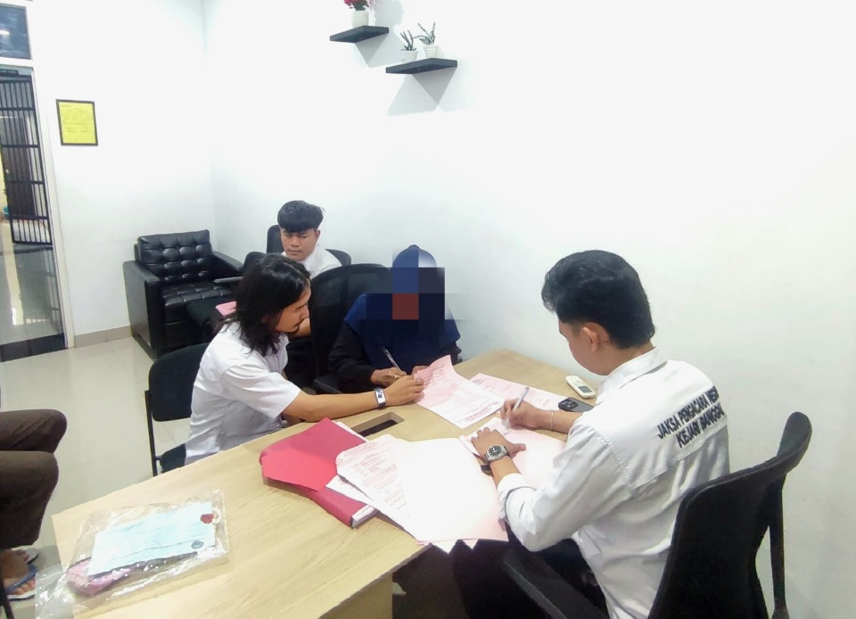 Wujud Nyata Kepastian Hukum, Polresta Banggai Serahkan Dua Tersangka Narkotika ke Kejaksaan