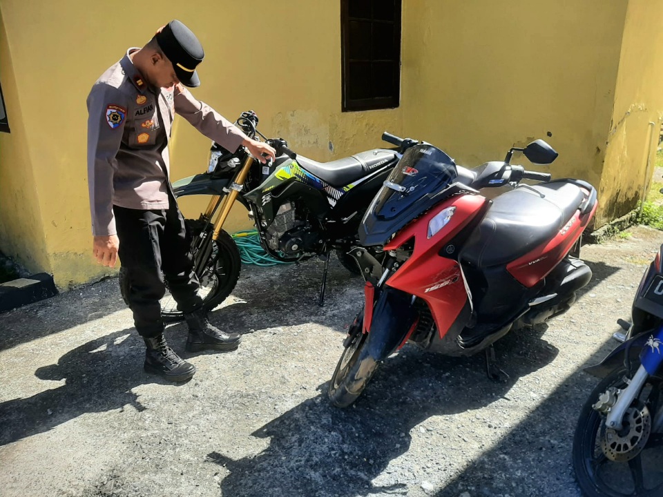 Respon Cepat Polsek Pagimana Tangani Laka Lantas di Lobu, Wujud Nyata Layanan Call Center 110