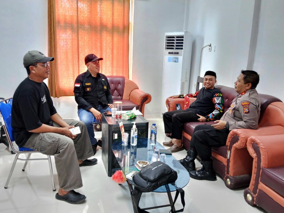 Kapolsek Lamala Perkuat Sinergi Pencegahan Karhutla Melalui Koordinasi Forkopimca