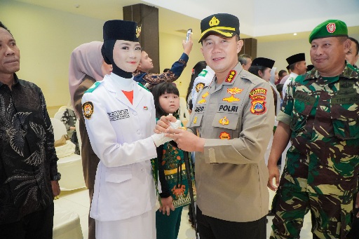 Kapolresta Banggai Hadiri Pengukuhan Paskibra, Doakan Kelancaran dan Kesehatan